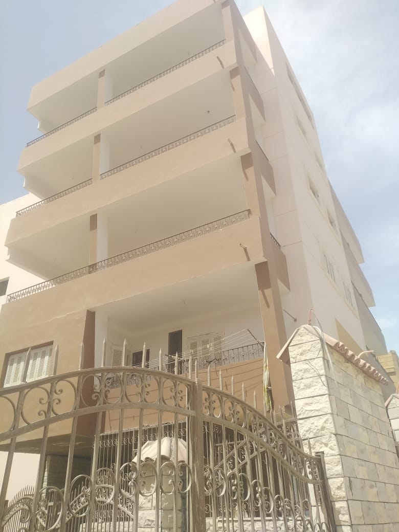 عمارة قطعه ٢٧١ رجال أعمال للبيع